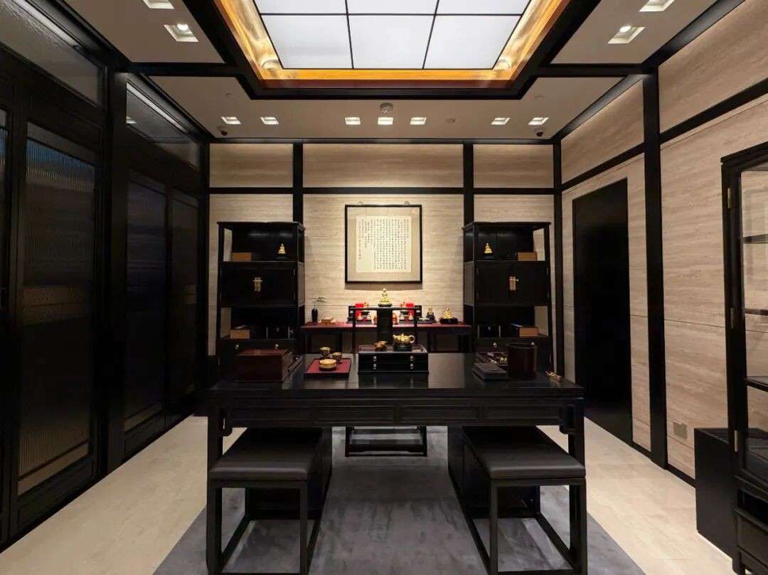 东方美学走向国际:老铺黄金在新加坡金沙的持续热度探秘
