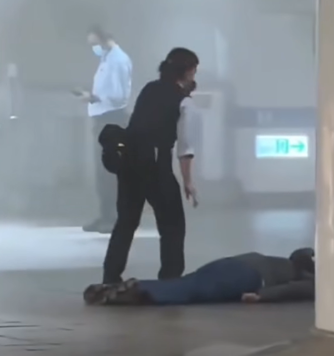 同天同时！台北、新加坡地铁站出现持刀伤人案，四死多伤！