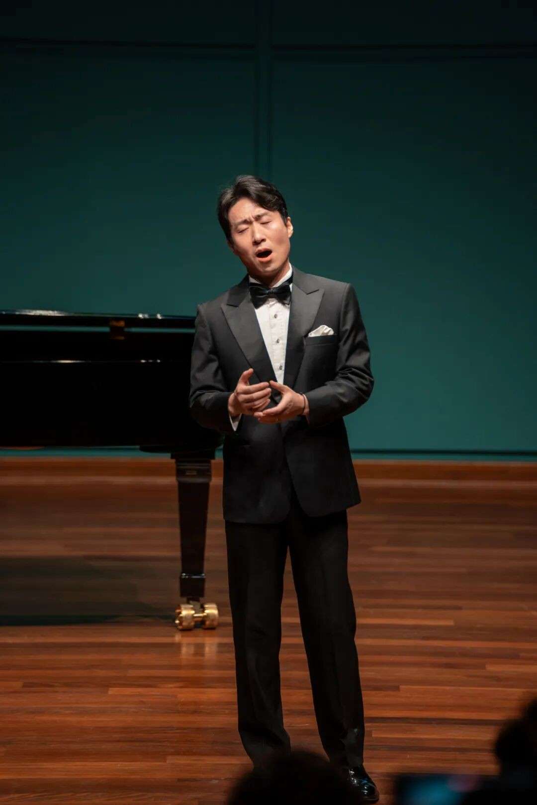 没有声卡修音，没有音响，这场新加坡美声音乐会用“不插电”展现原声的震撼