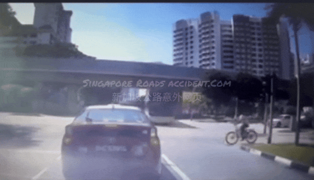 新加坡发生致命车祸,巴士迎面撞来,行车记录仪画面曝光