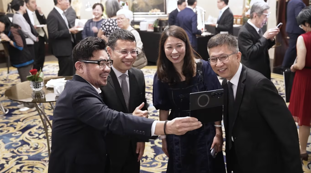 新加坡教育部出大招:减轻老师行政负担,让教师有更多时间管学生