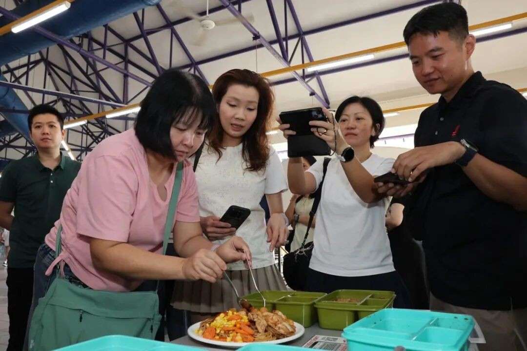 新加坡中学便当被吐槽后,校方宣布3项最新调整