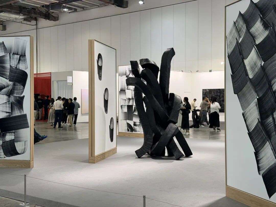 现场直击,ART SG 2026今日开幕!百大画廊集结,东南亚艺术最强音全在这里