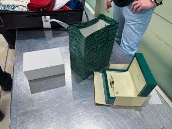 新加坡关卡突然严查!一周70多人中招,有人带百叶窗、智能手表也被罚