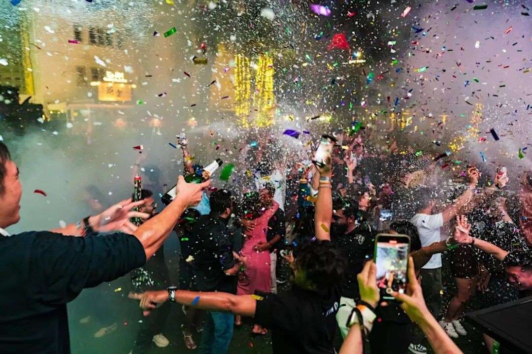 【下周活动】室内跨年音乐节、亲子超级英雄派对、打工人吃货福利，新年这样过