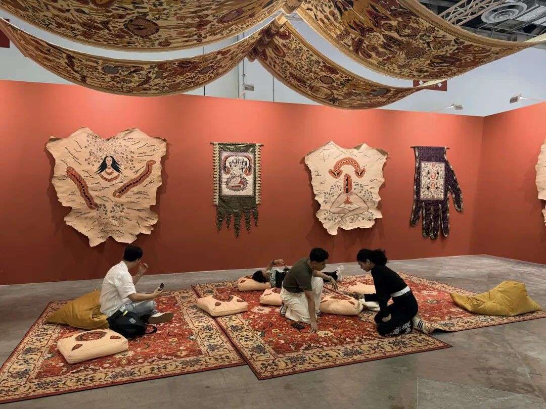 现场直击,ART SG 2026今日开幕!百大画廊集结,东南亚艺术最强音全在这里