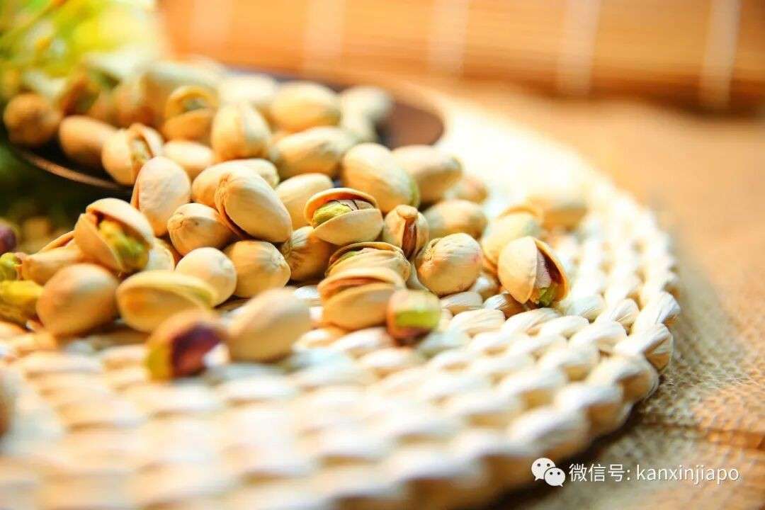 一片肉干等于1碗半米饭...新加坡年货热量之王居然是不起眼的它