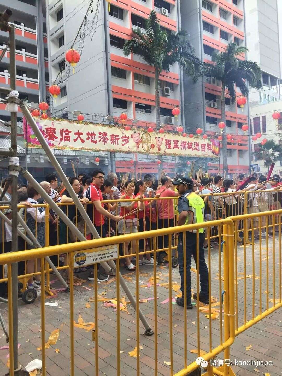 新加坡人大年初一都会干这件事,你知道嘛!