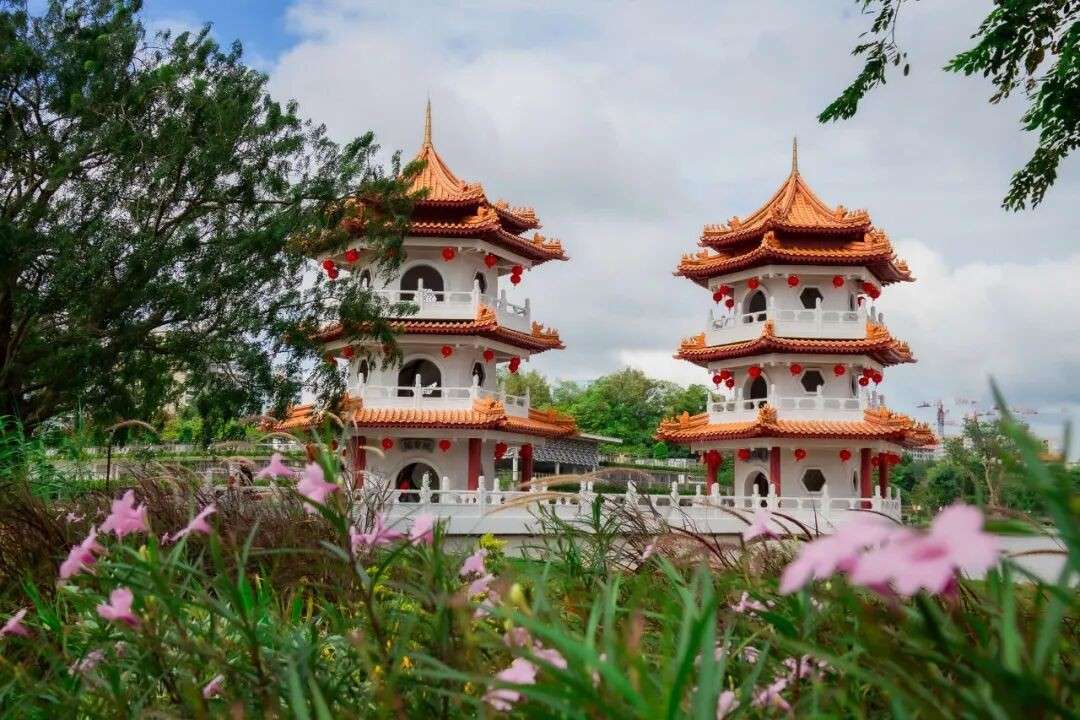 裕廊湖花园新年庆典回归！灯光投影秀、巨型灯笼和炫酷视觉展一路嗨到3月