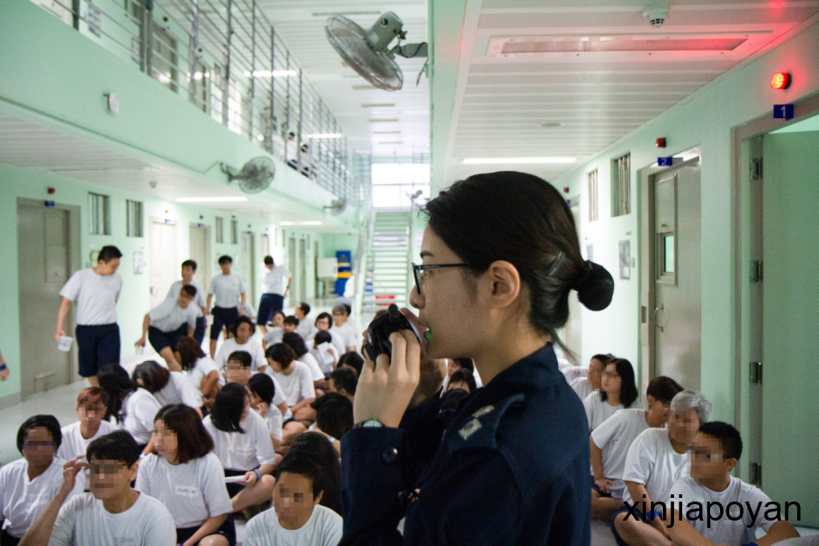 与未成年前学生畸恋并XX,新加坡前小学女教师被判入狱