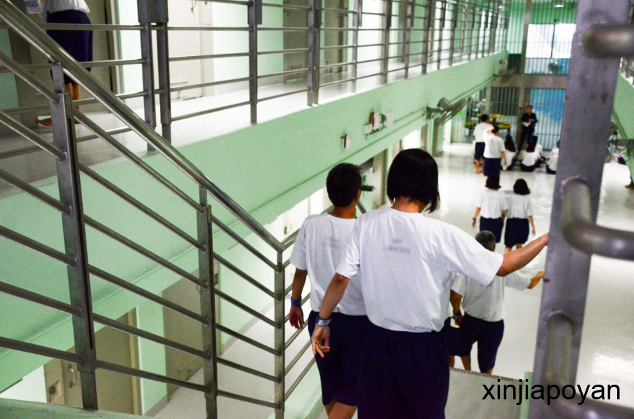 与未成年前学生畸恋并XX,新加坡前小学女教师被判入狱