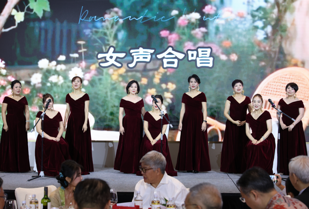 舞龙、奖学金、茅台大奖…新加坡陕西会春晚现场太燃了