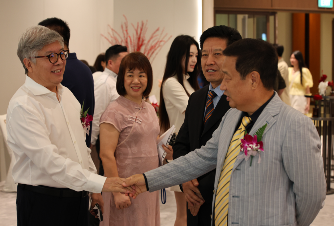舞龙、奖学金、茅台大奖…新加坡陕西会春晚现场太燃了