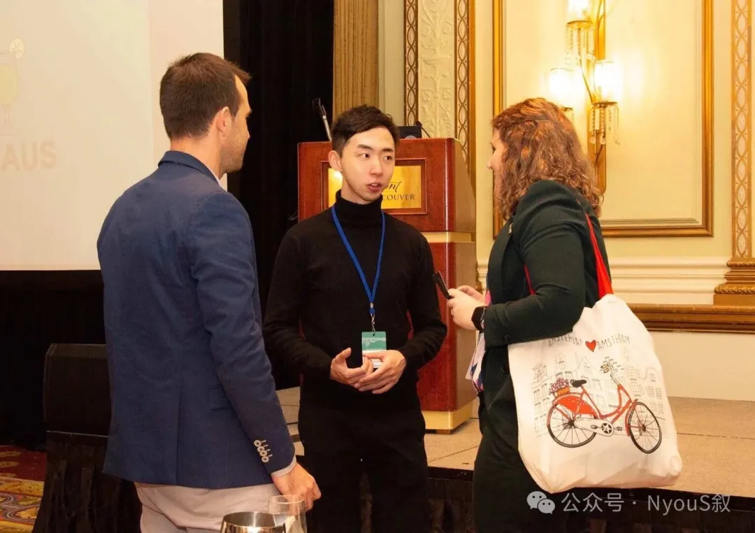 26岁当上新加坡上市公司管理层，他却选择辞职卖货？