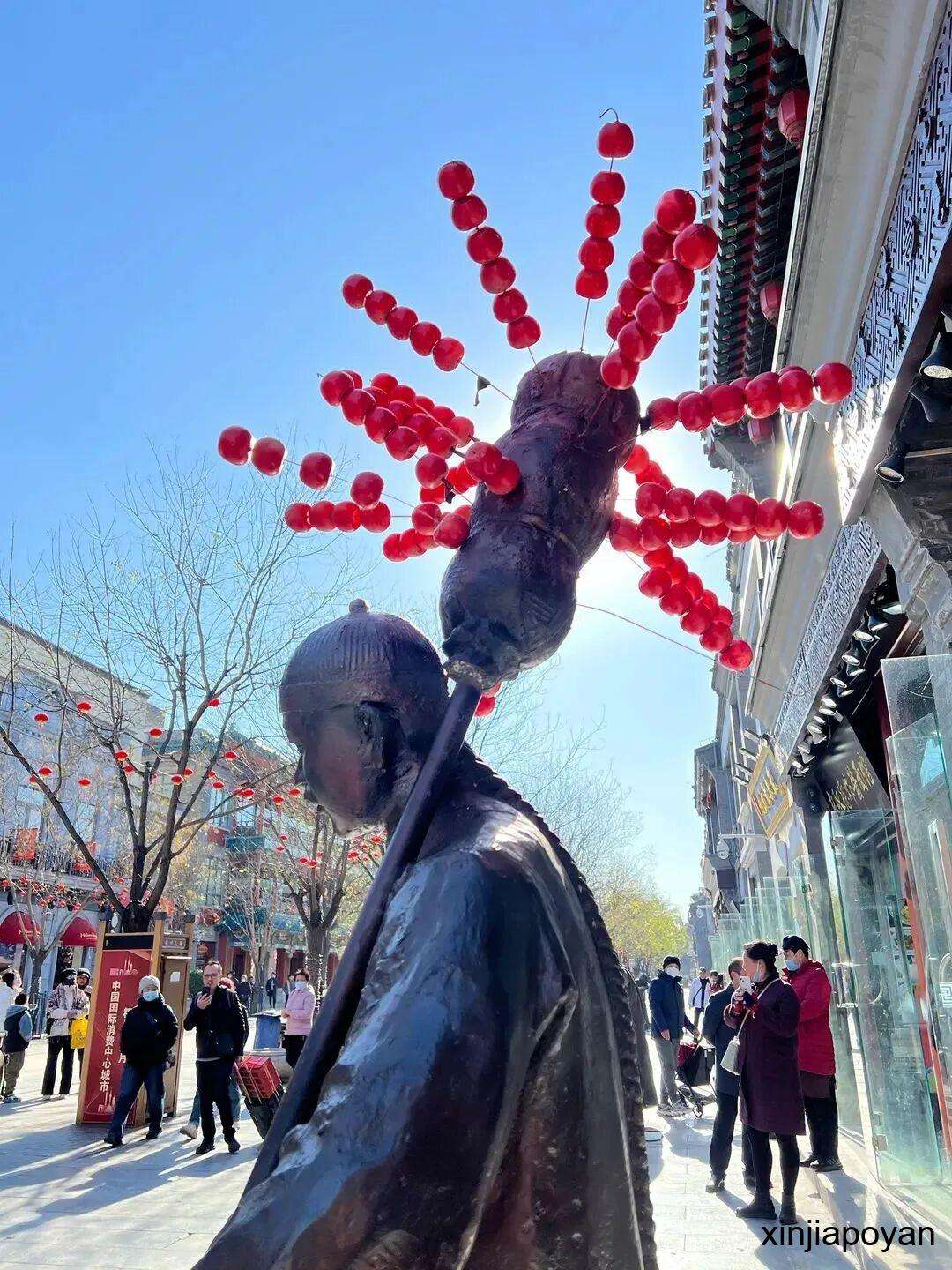 新加坡“顶流摄影师”营业！李显龙晒14张私房照邀粉丝互动，限定表情包上线