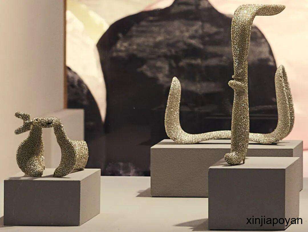 新加坡“18禁”展!身体、欲望、火山,这可能是今年最“敢”的一场艺术展
