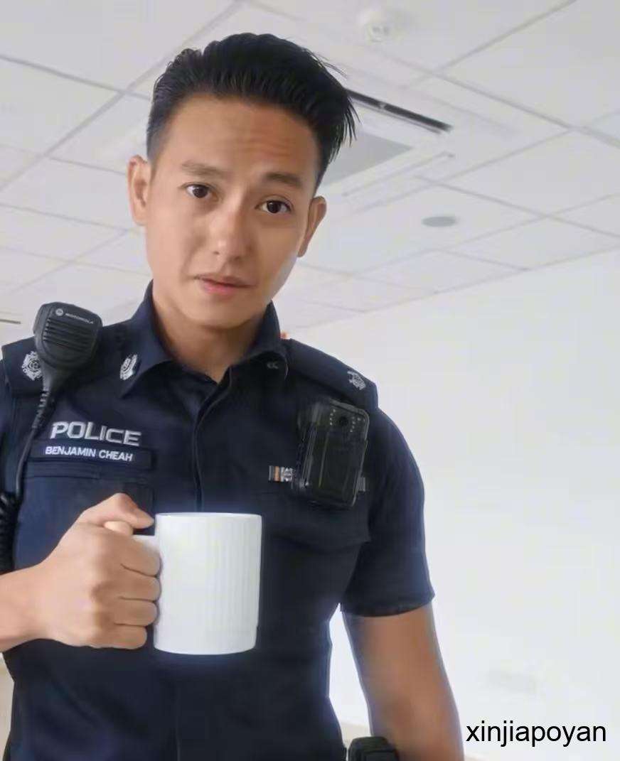 新加坡帅警察火遍全网,网友集体“沦陷”:我的心被偷了,可以报警吗?