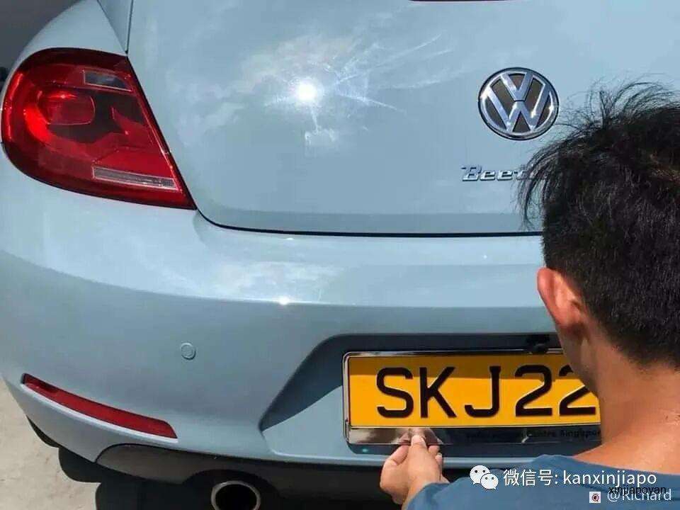 新加坡车牌颜色这么多，你认识几个？