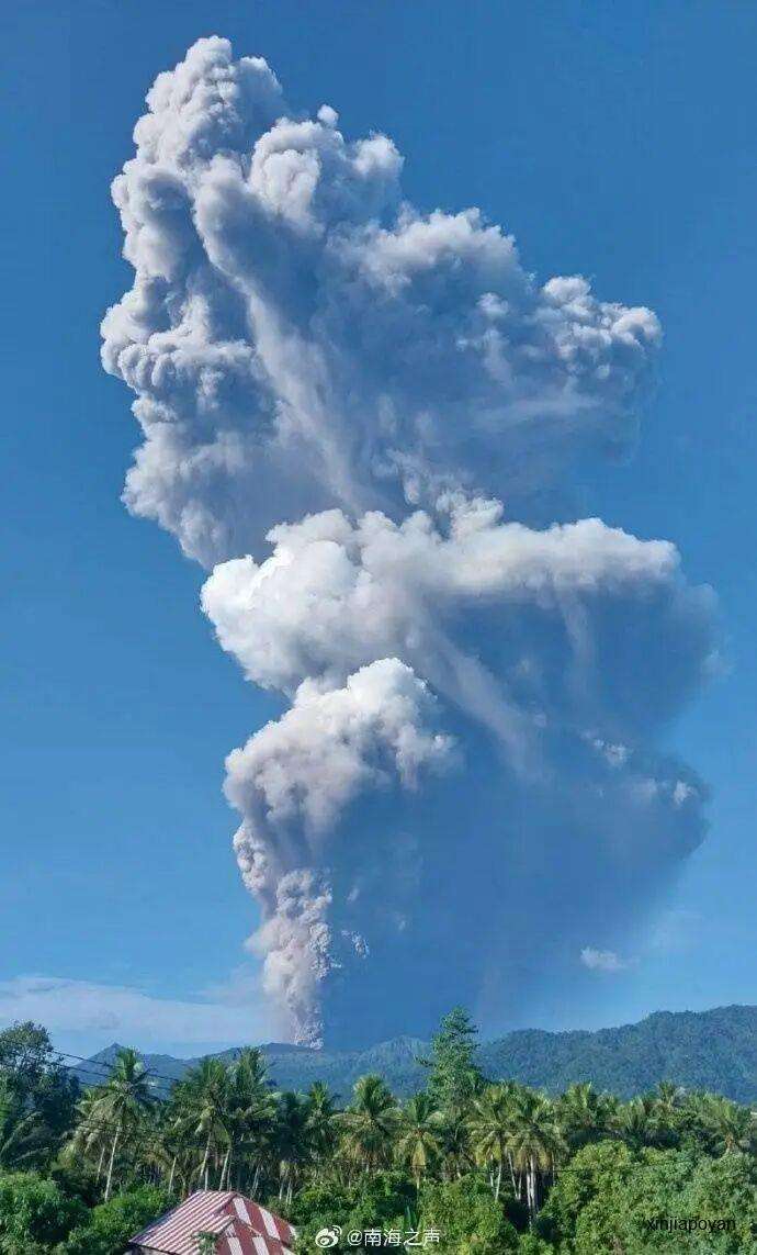 印尼火山喷发:两名新加坡登山者遗体已寻获,七名幸存者紧急返新!使馆已介入