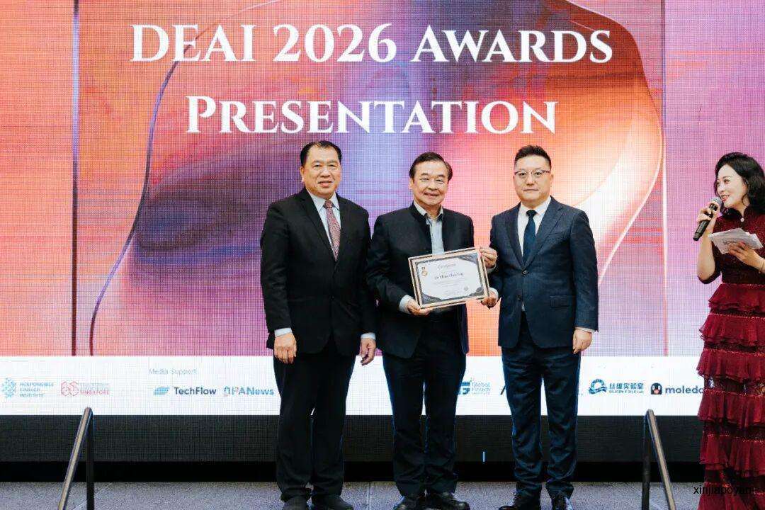 当 AI 开始参与财富、治理与决策,人类该如何重新定义“安全”与“价值”?