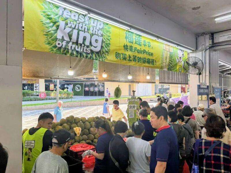 榴梿控冲！国民超市FairPrice甘榜榴梿只要$1.95，连抢三个周末