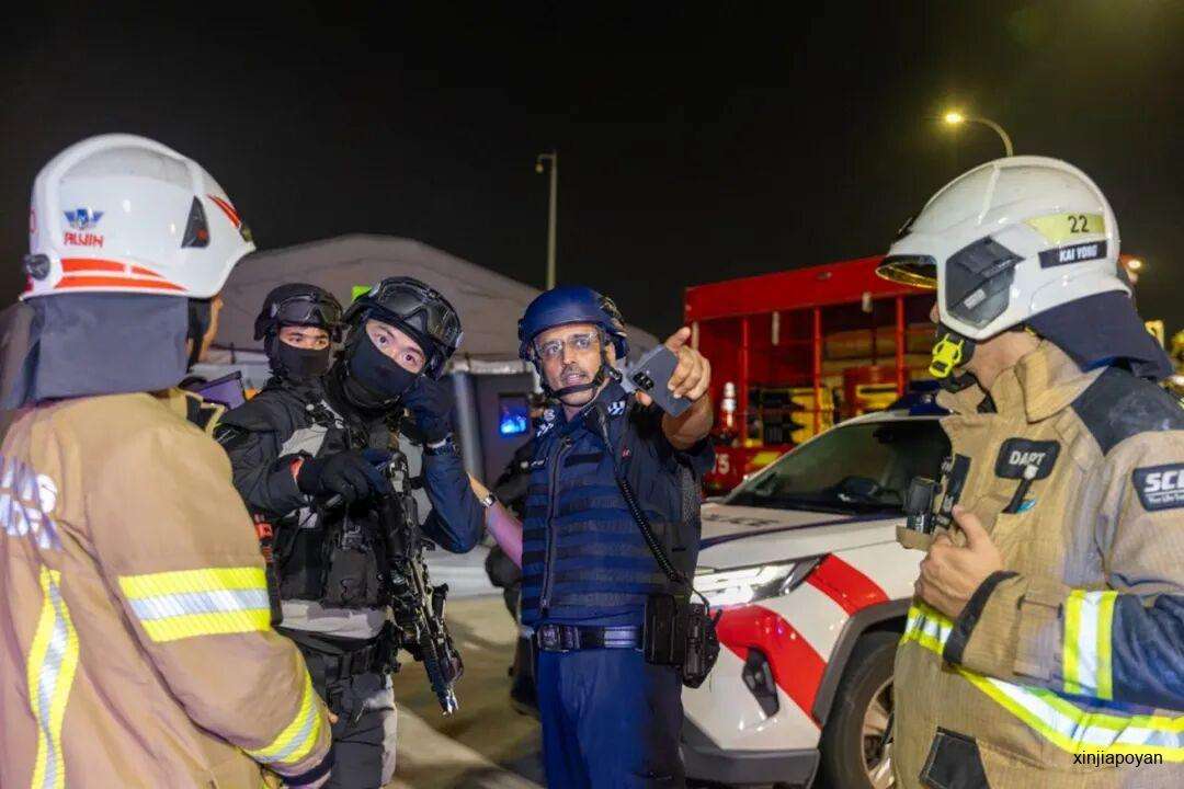 荷枪围剿、人质获救！现场直击樟宜机场反恐现场