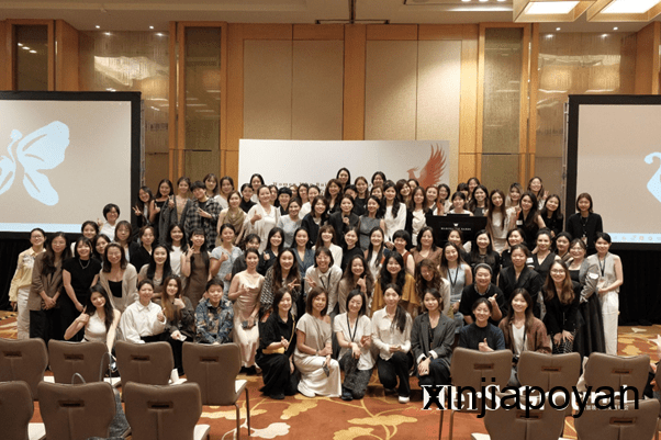 在没有四季的狮城,她们创造了属于女性的春天:直击新加坡首届华语女性峰会