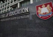 新加坡宣布教育改革:2027年起,AI将成为所有大学生的必修课!