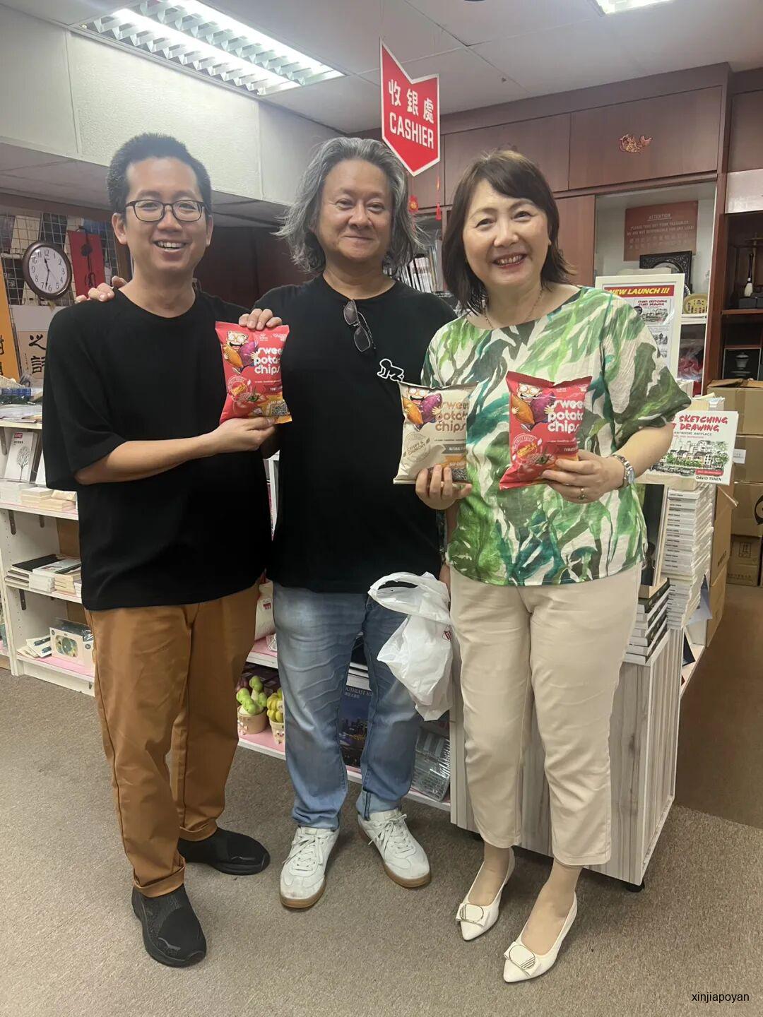 在友联书店遇到新加坡“怕输先生”的爸爸