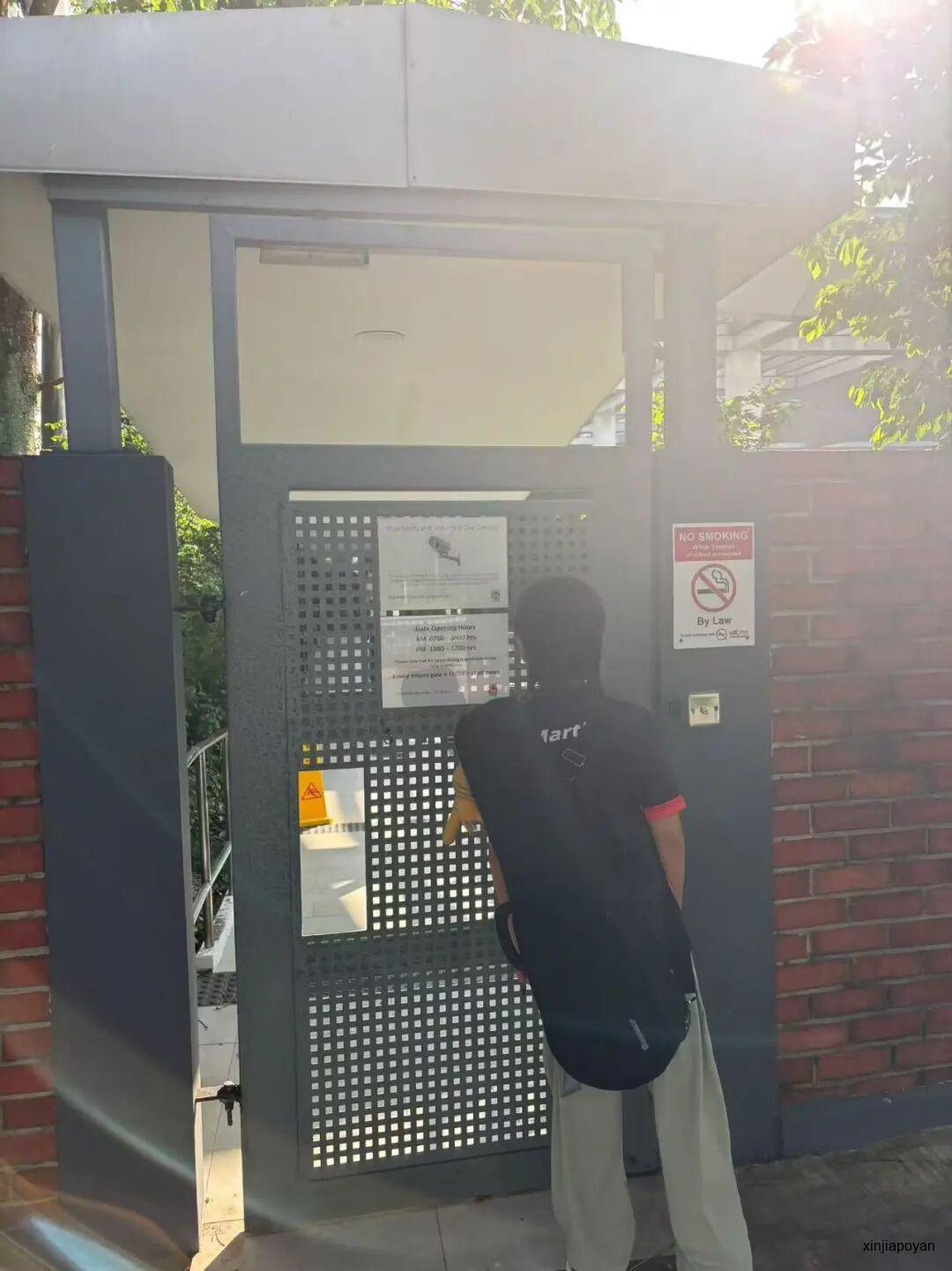 在新加坡读了6年书,转学美国后,他最想念的竟是这条路