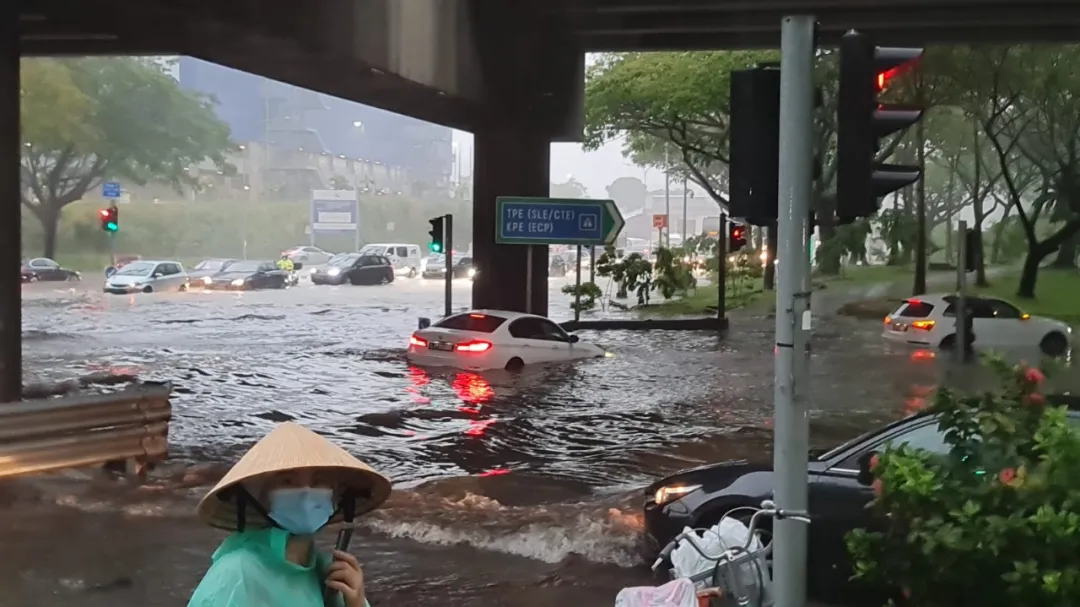 14级强台风过境东南亚与中国沿海，新加坡只下了一场中雨！老天爷的偏心眼实锤了