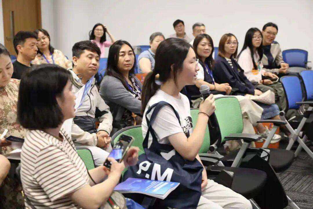 在新加坡,真正拉开差距的从来不是“下一所学校”