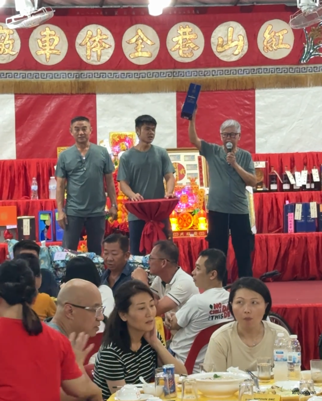 新加坡庆赞中元,竟还出现了鸦片枪