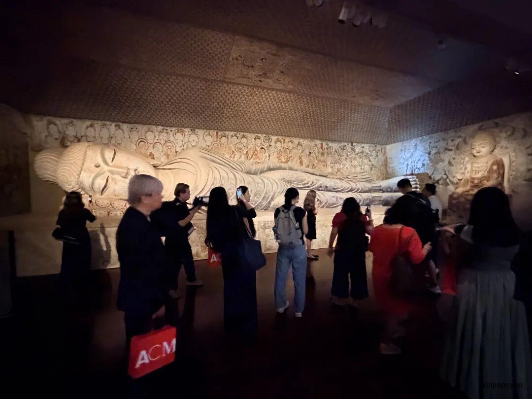 敦煌特展登陆新加坡：卧佛、九色鹿、三兔共耳，一次看够