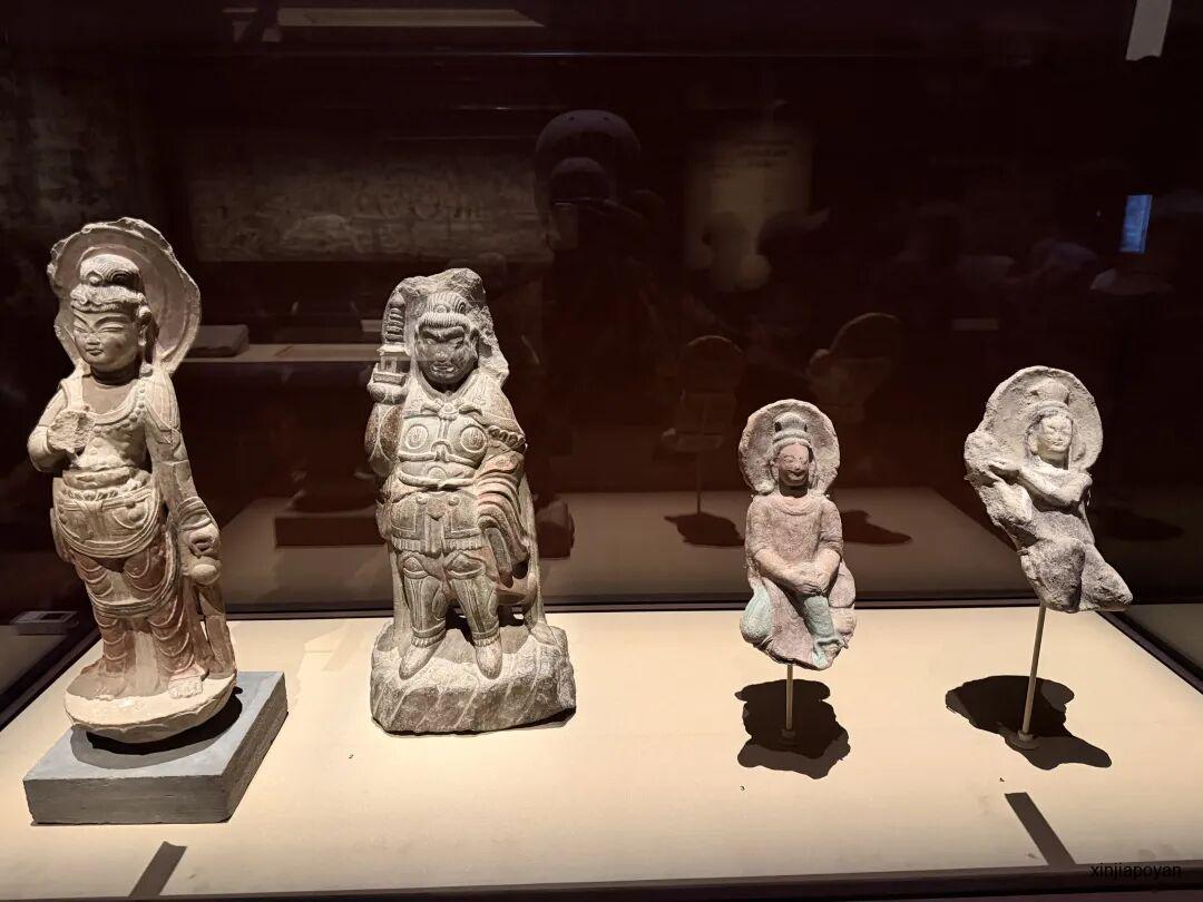 敦煌特展登陆新加坡：卧佛、九色鹿、三兔共耳，一次看够