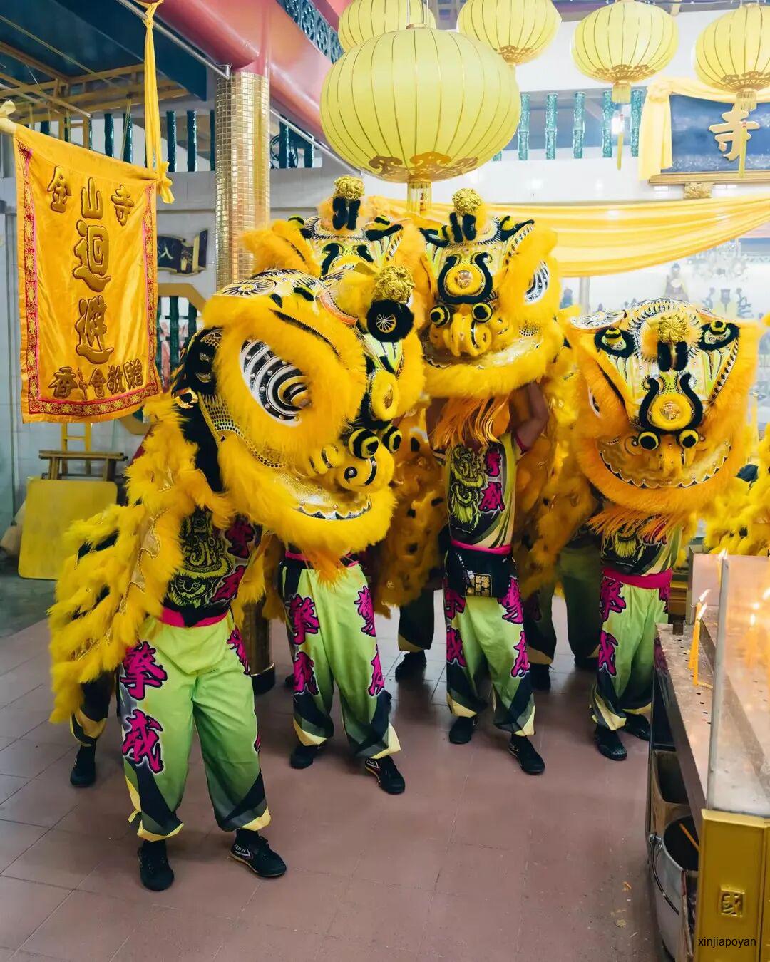新加坡九皇爷送驾现场曝光!律政部长也来了
